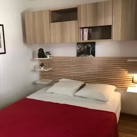 Le De Lamarmotte T3 Rénové Avec Terrasse Sud En Rez De Jardin Apartamento Super Besse