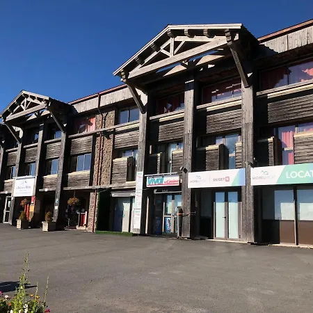 Le De Lamarmotte T3 Rénové Avec Terrasse Sud En Rez De Jardin