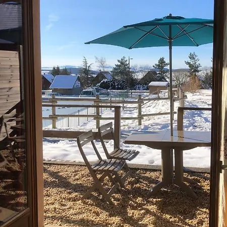 Le De Lamarmotte T3 Rénové Avec Terrasse Sud En Rez De Jardin Appartement